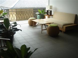 Hummingbird Guesthouse Bandung Exterior photo